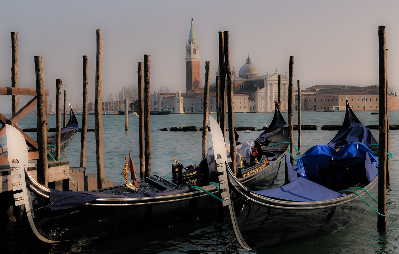 Venedig, Gondeln vor dem Markusplat